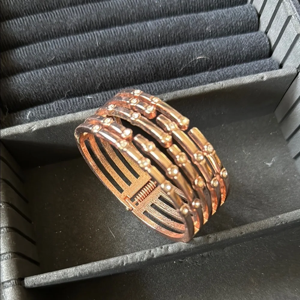 Elegant Copper / gold Bracelet